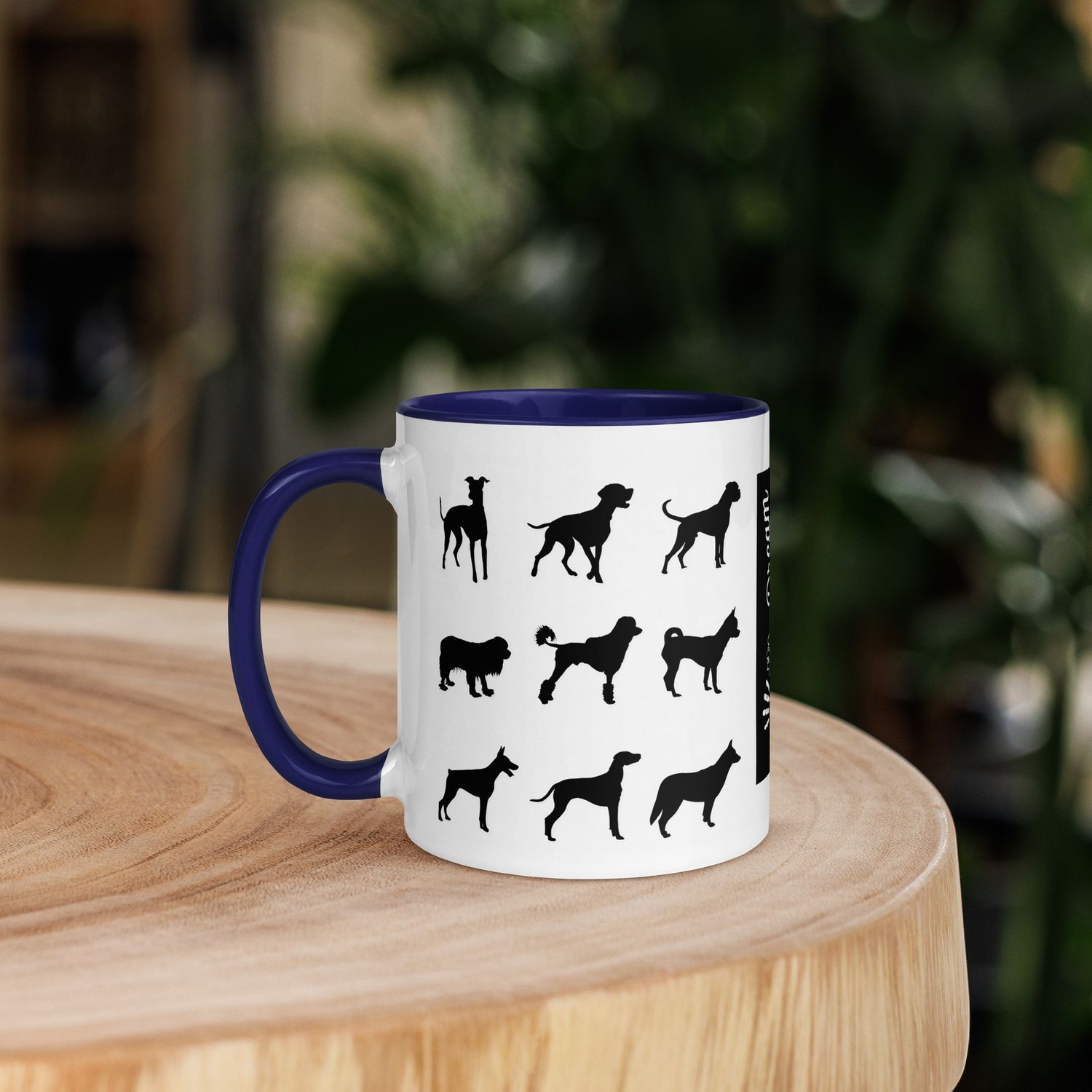 Tasse mit farbiger Innenseite