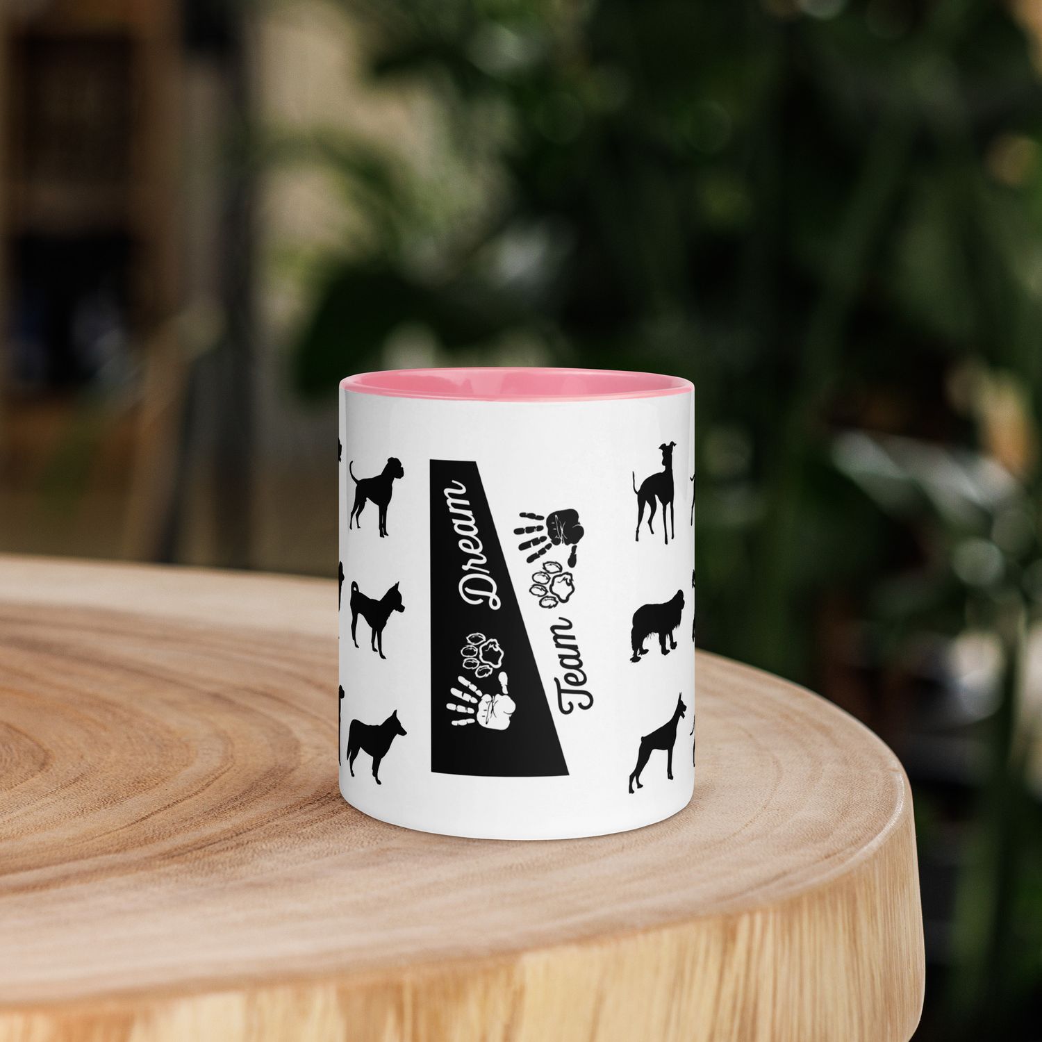 Tasse mit farbiger Innenseite