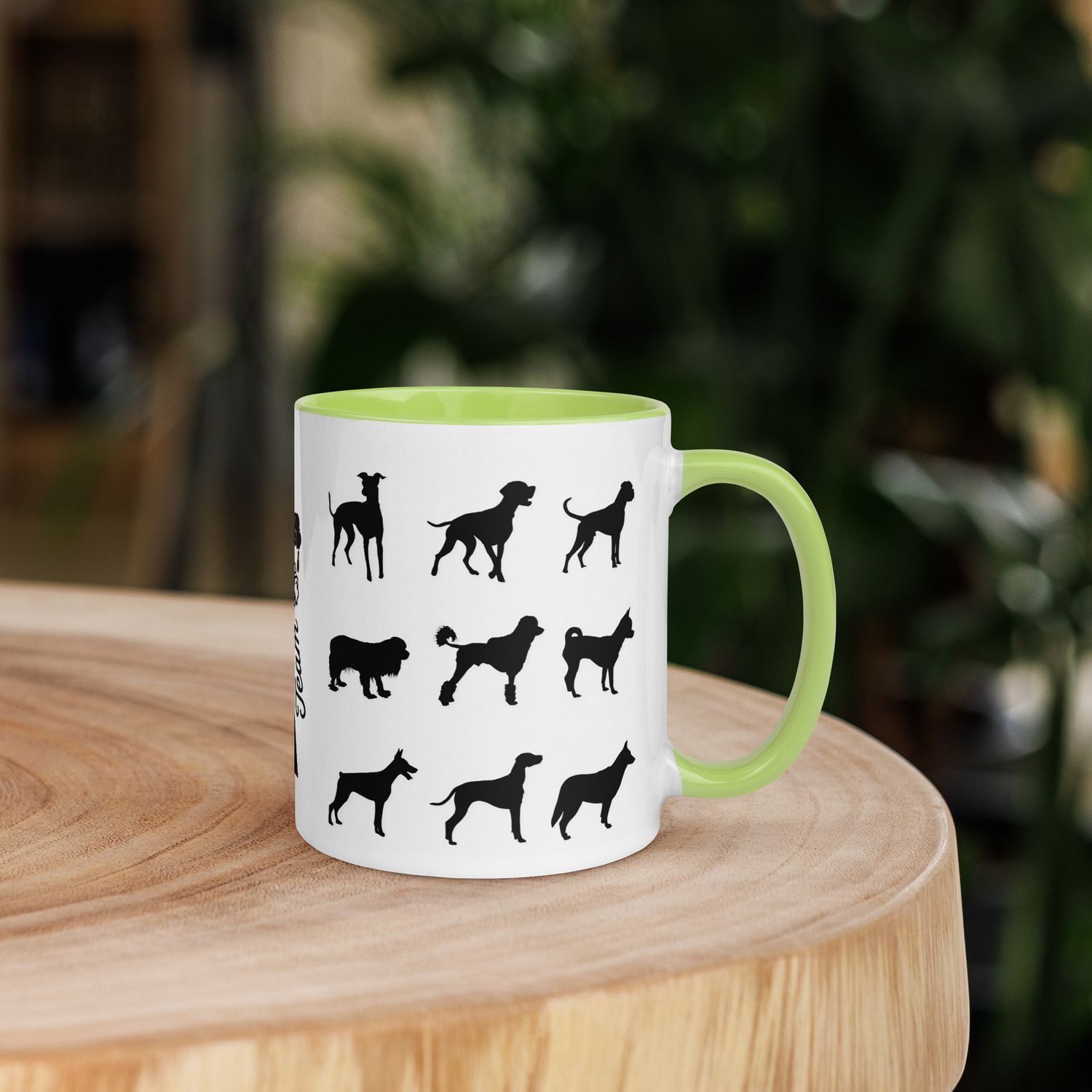Tasse mit farbiger Innenseite