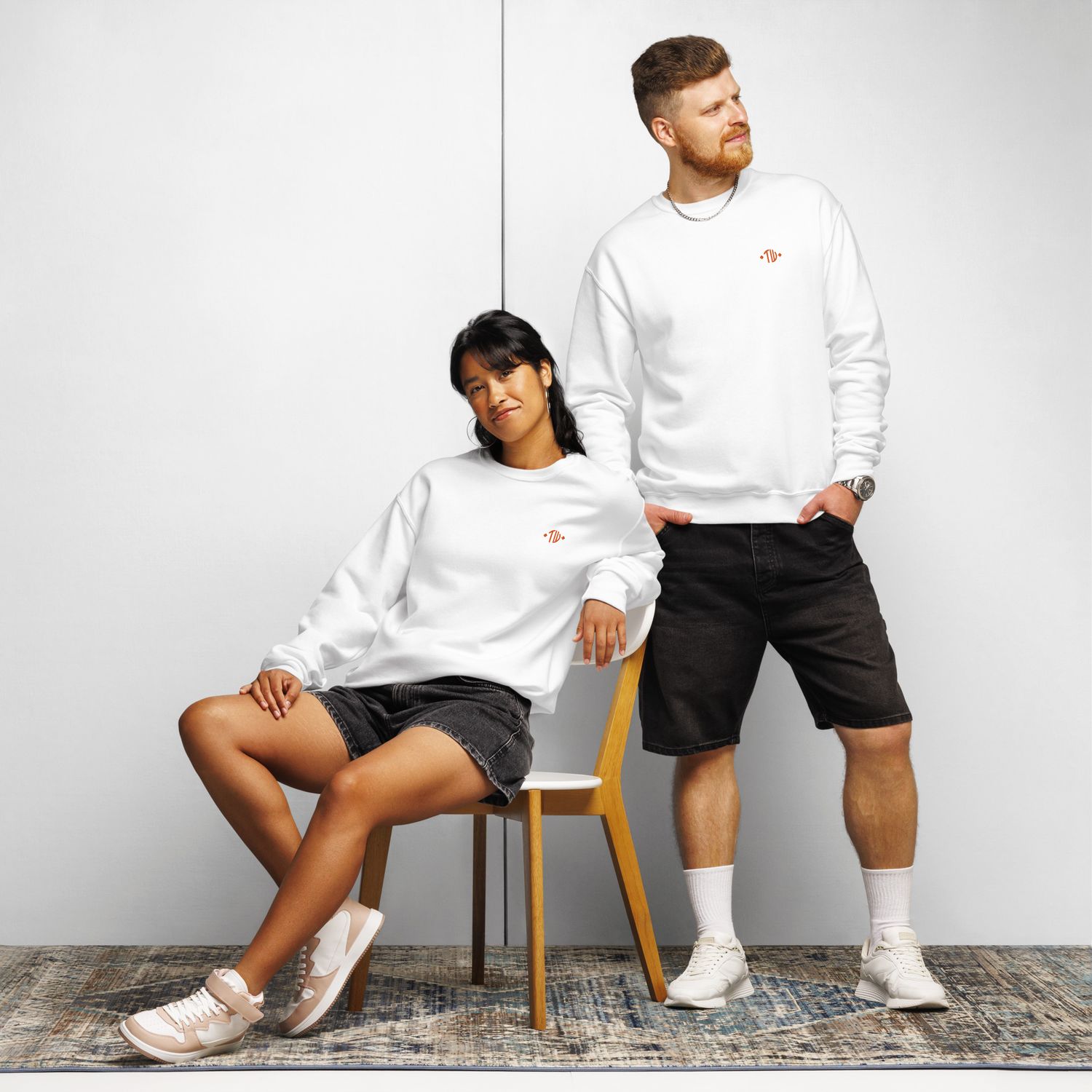 Hochwertiger Unisex Pullover mit Rundhalsausschnitt
