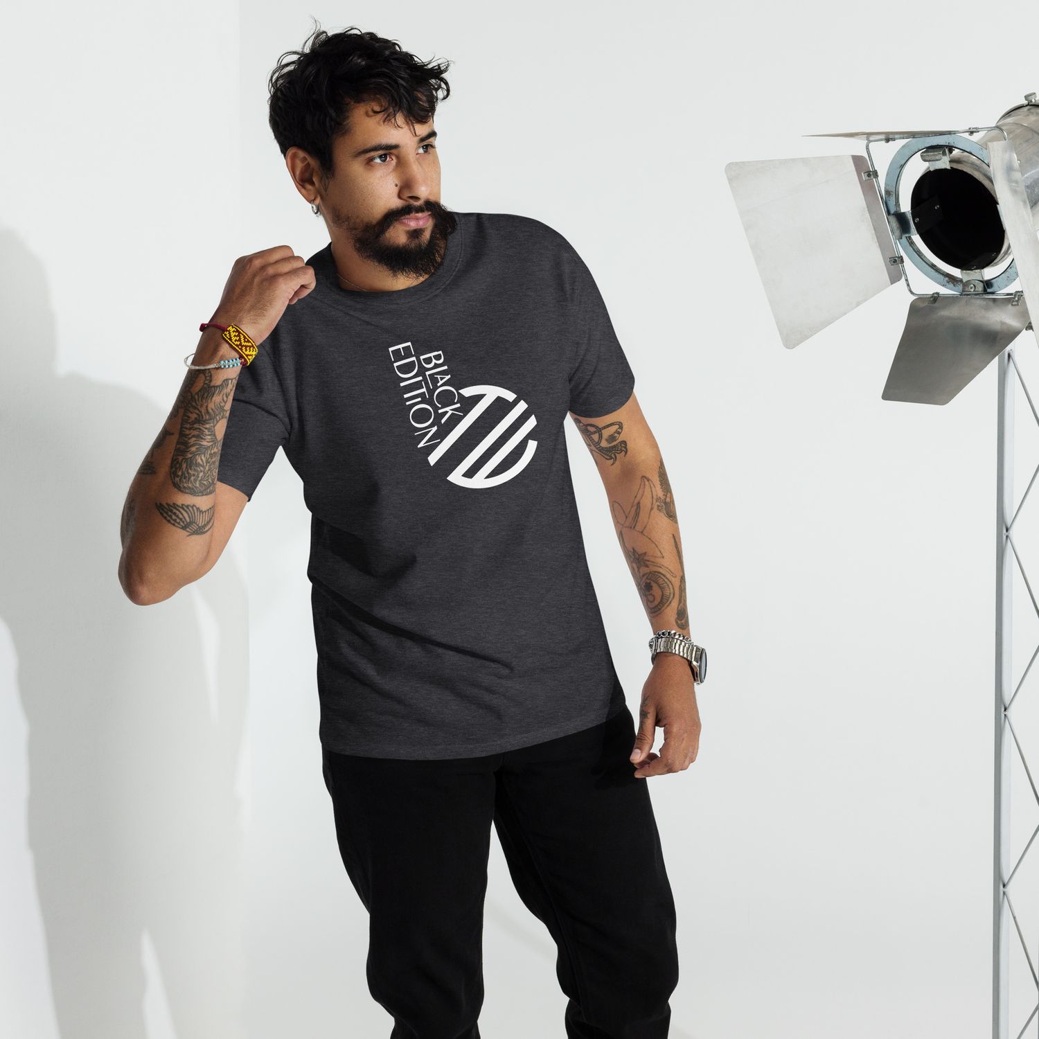 Schweres Premium T-Shirt für Herren Black Edition