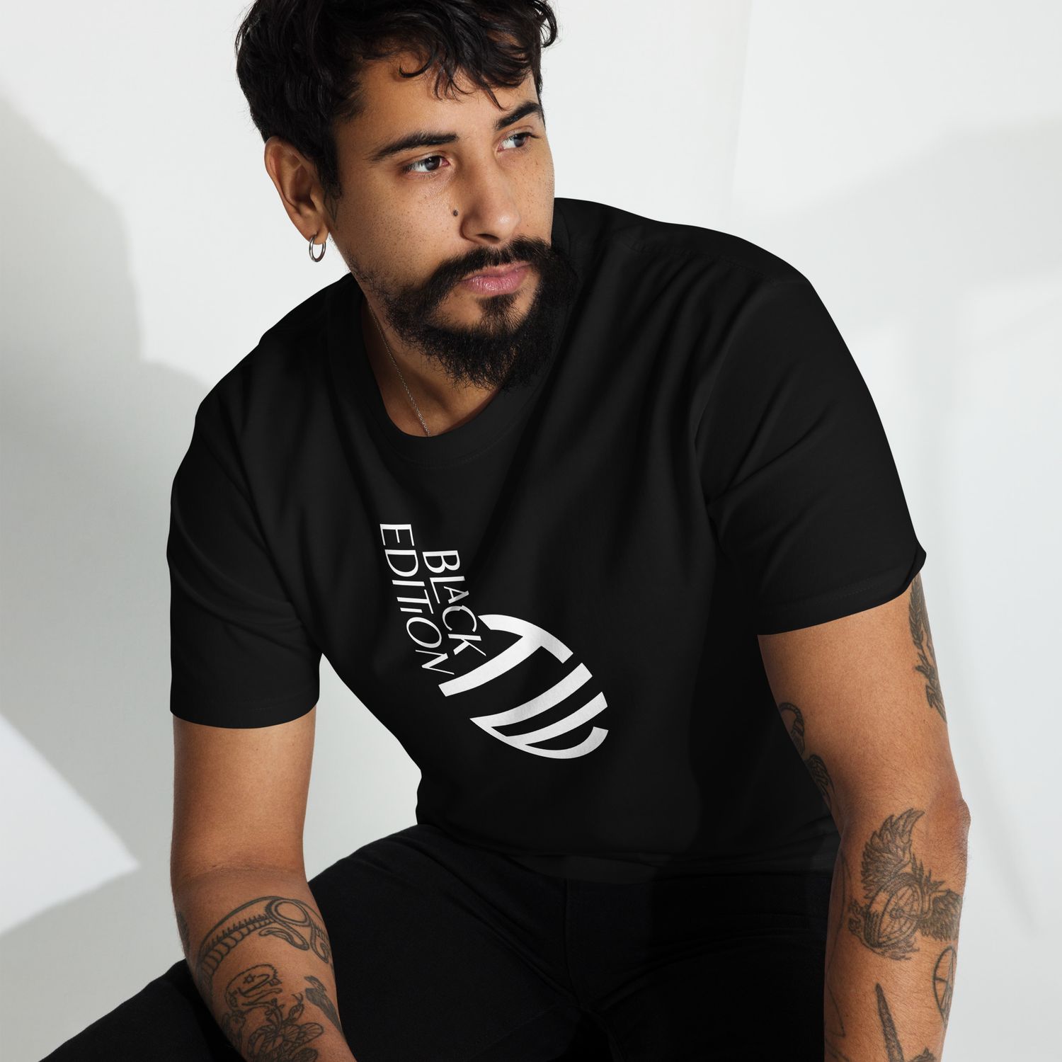 Schweres Premium T-Shirt für Herren Black Edition