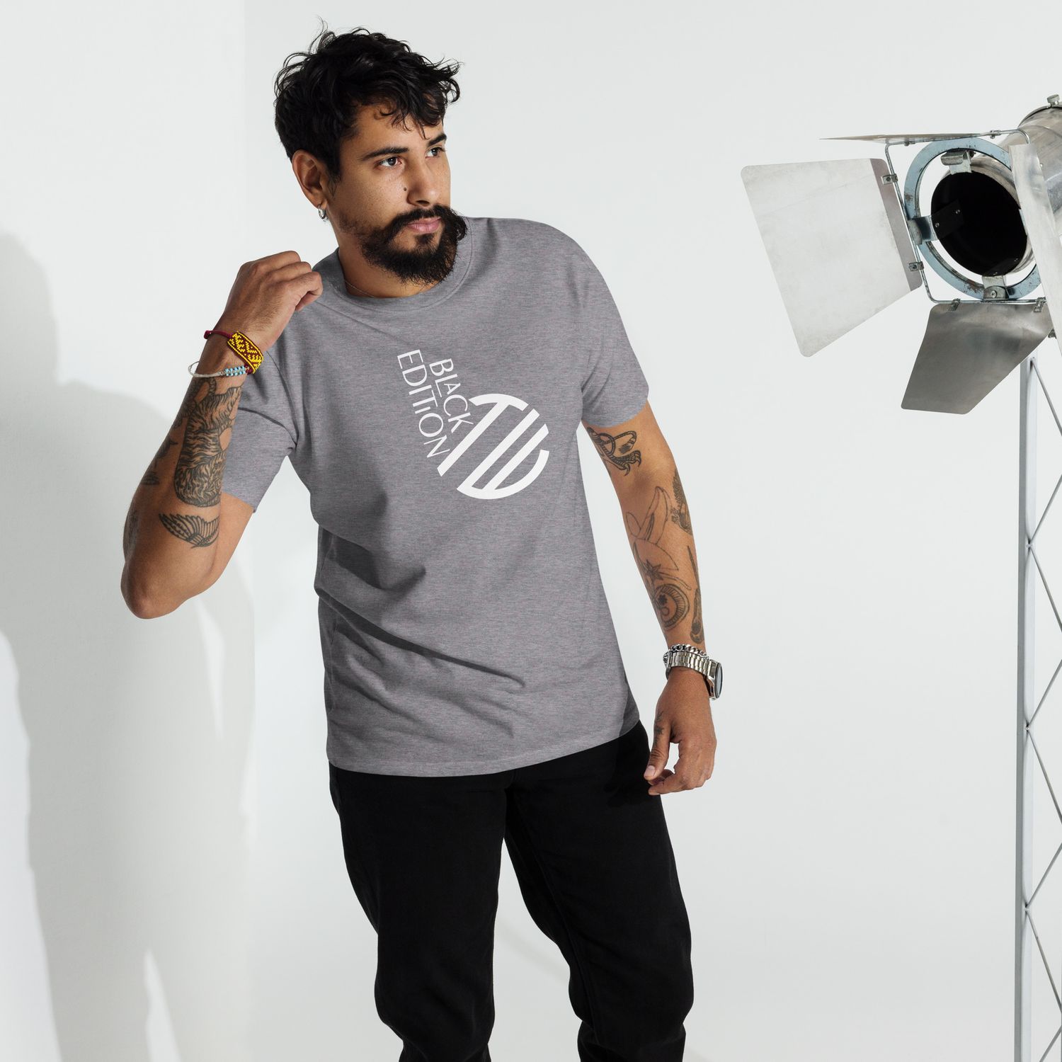 Schweres Premium T-Shirt für Herren Black Edition