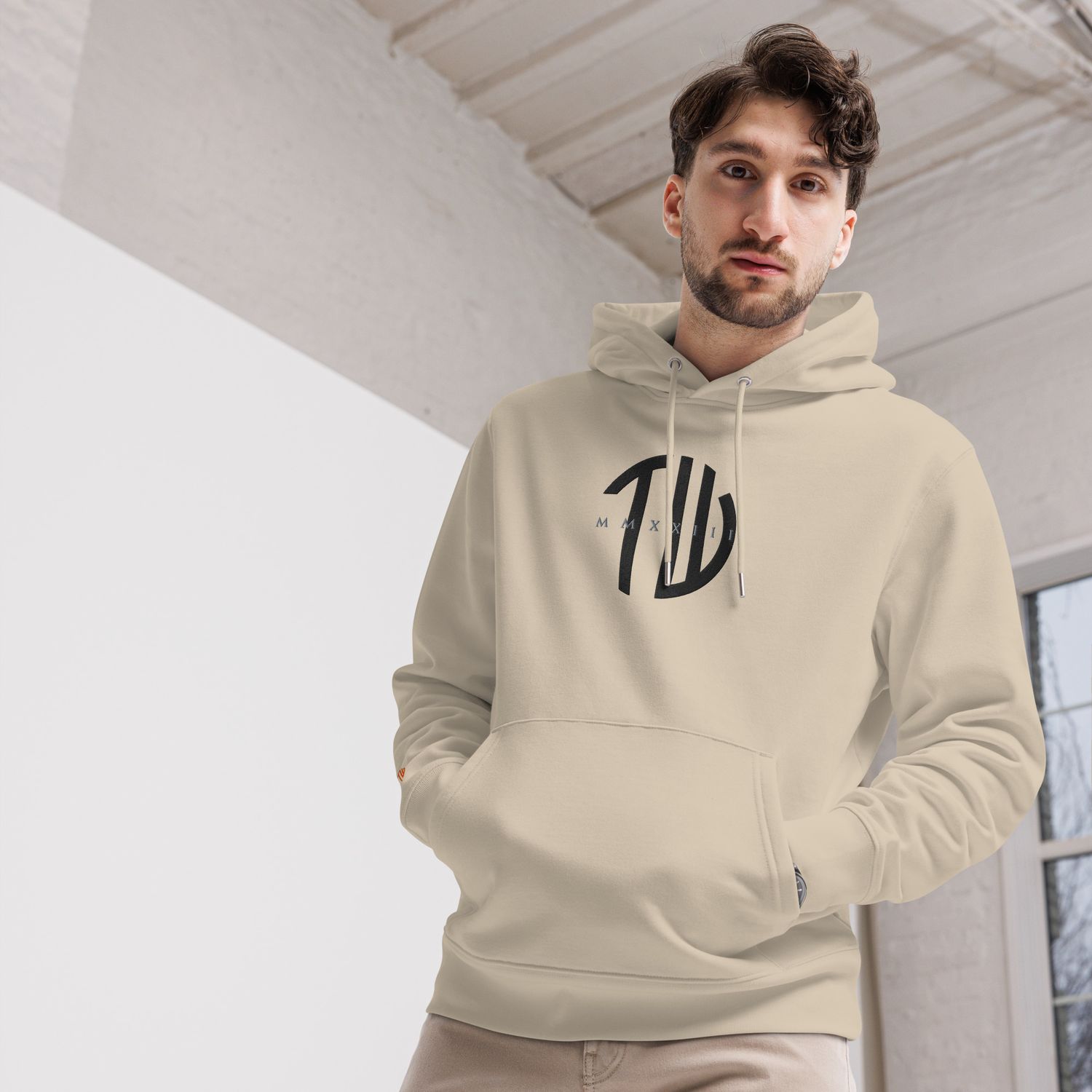 Unisex Bio-Hoodie|Black Alpha