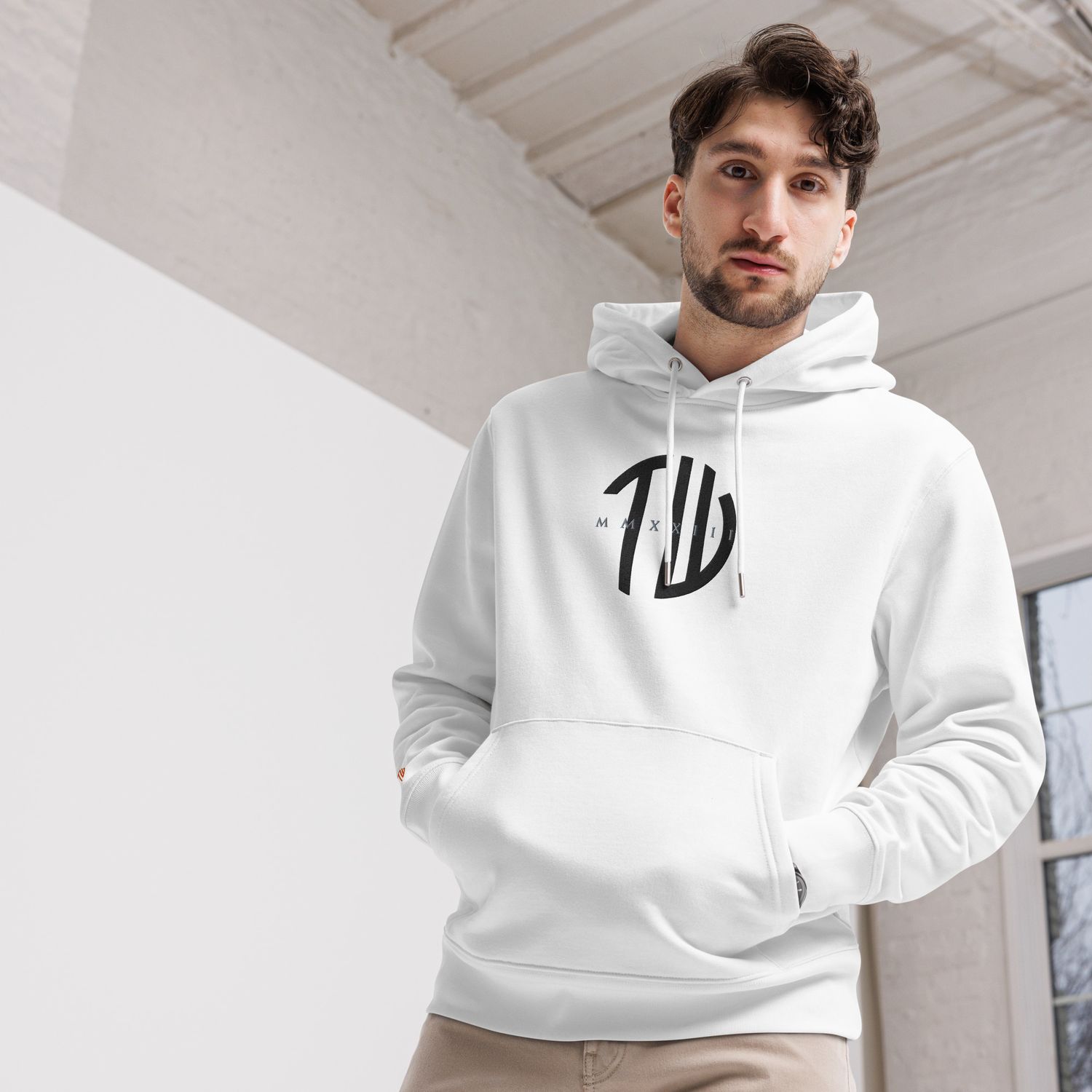 Unisex Bio-Hoodie|Black Alpha