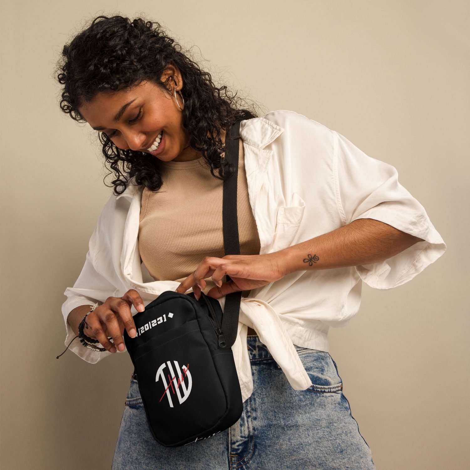 The Wuff® SunnyVibe Crossbody Umhängetasche