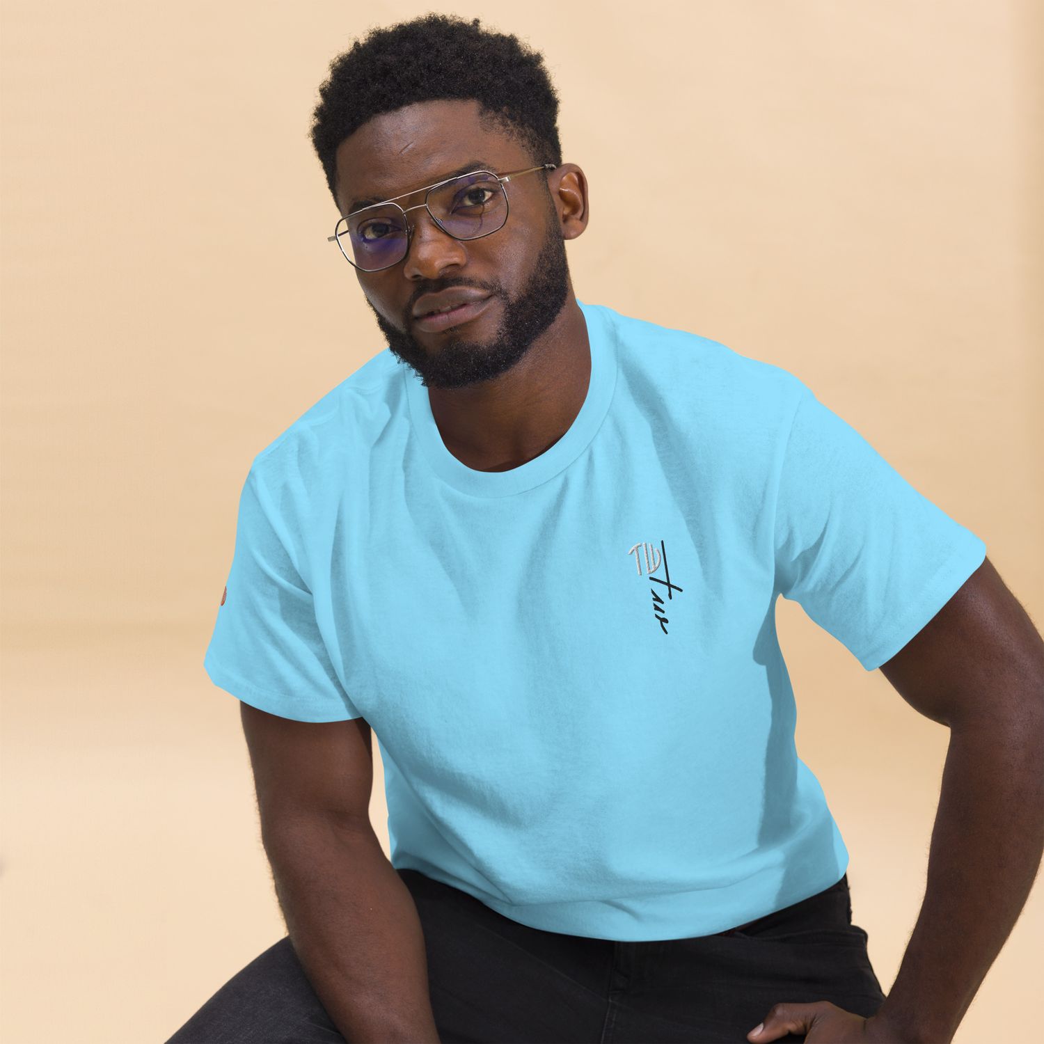 The Wuff® Base 01 Unisex T-Shirt