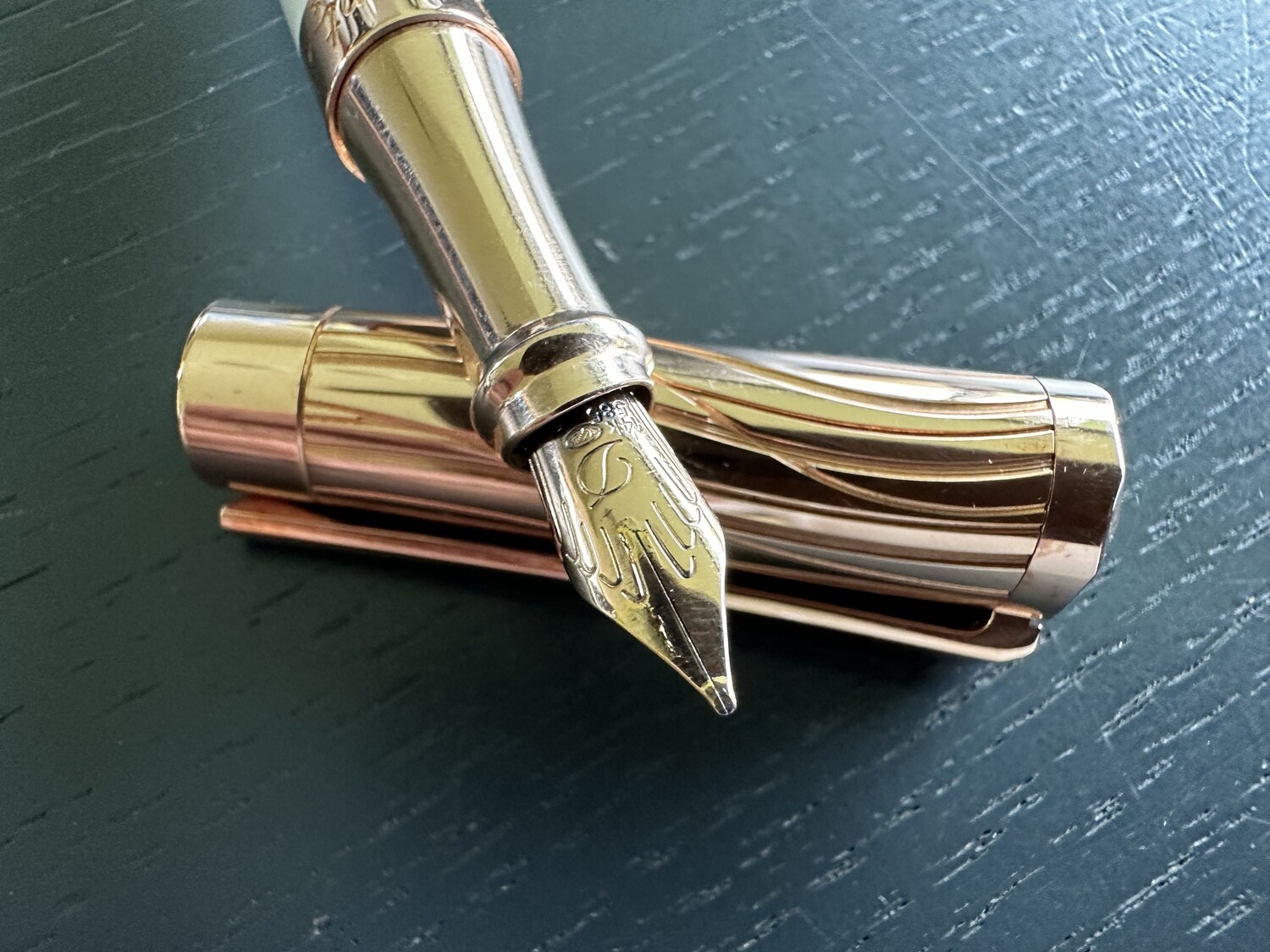 ST Dupont Stylo plume liberté