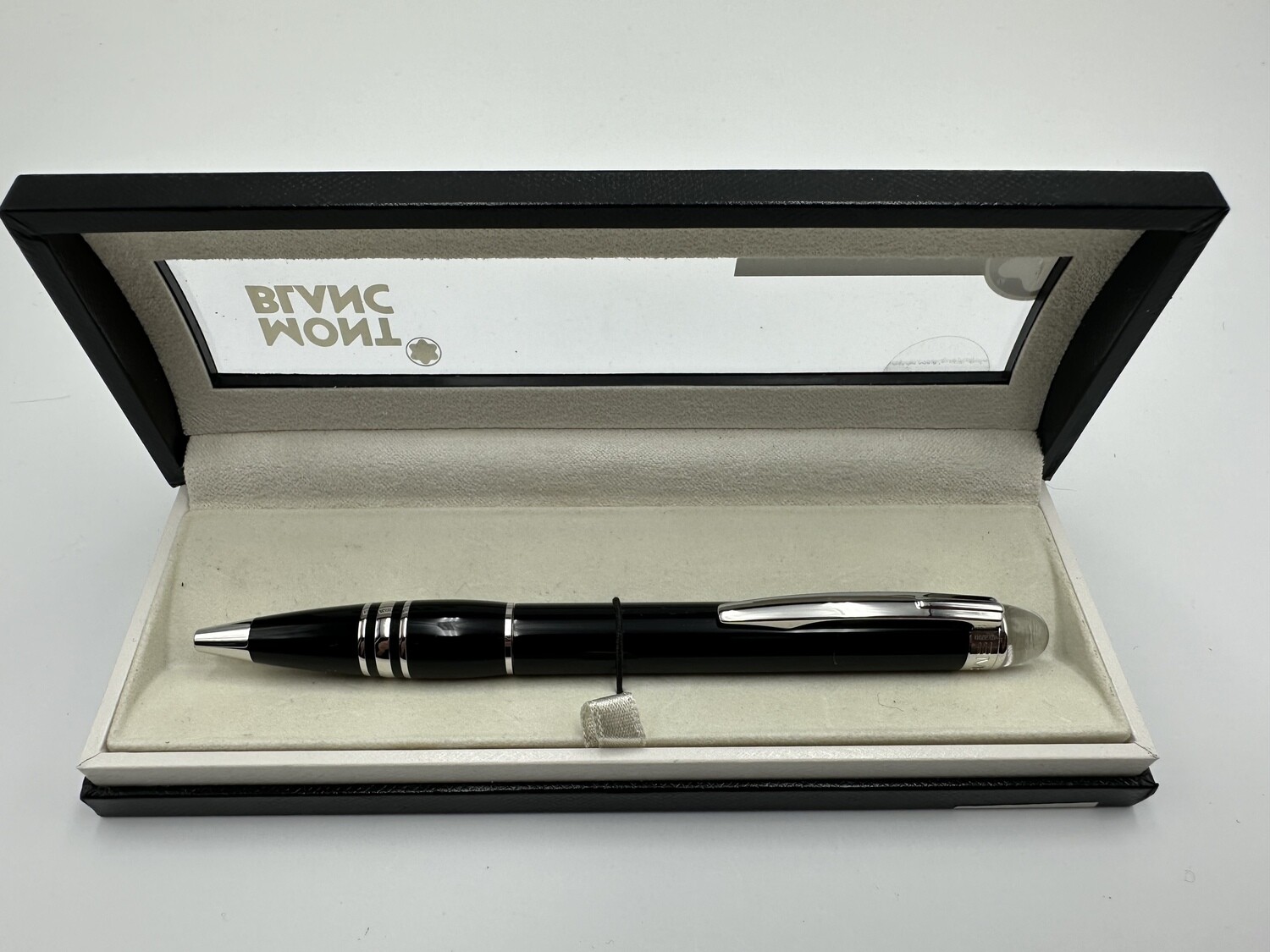 Montblanc stylo bille Starwalker résine précieuse et platine