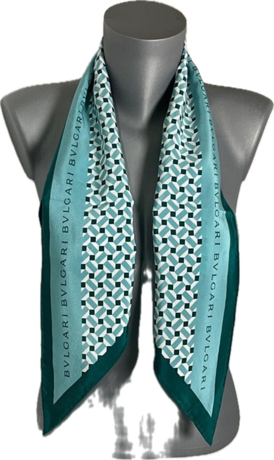 Bvlgari foulard, carré de soie 80x80