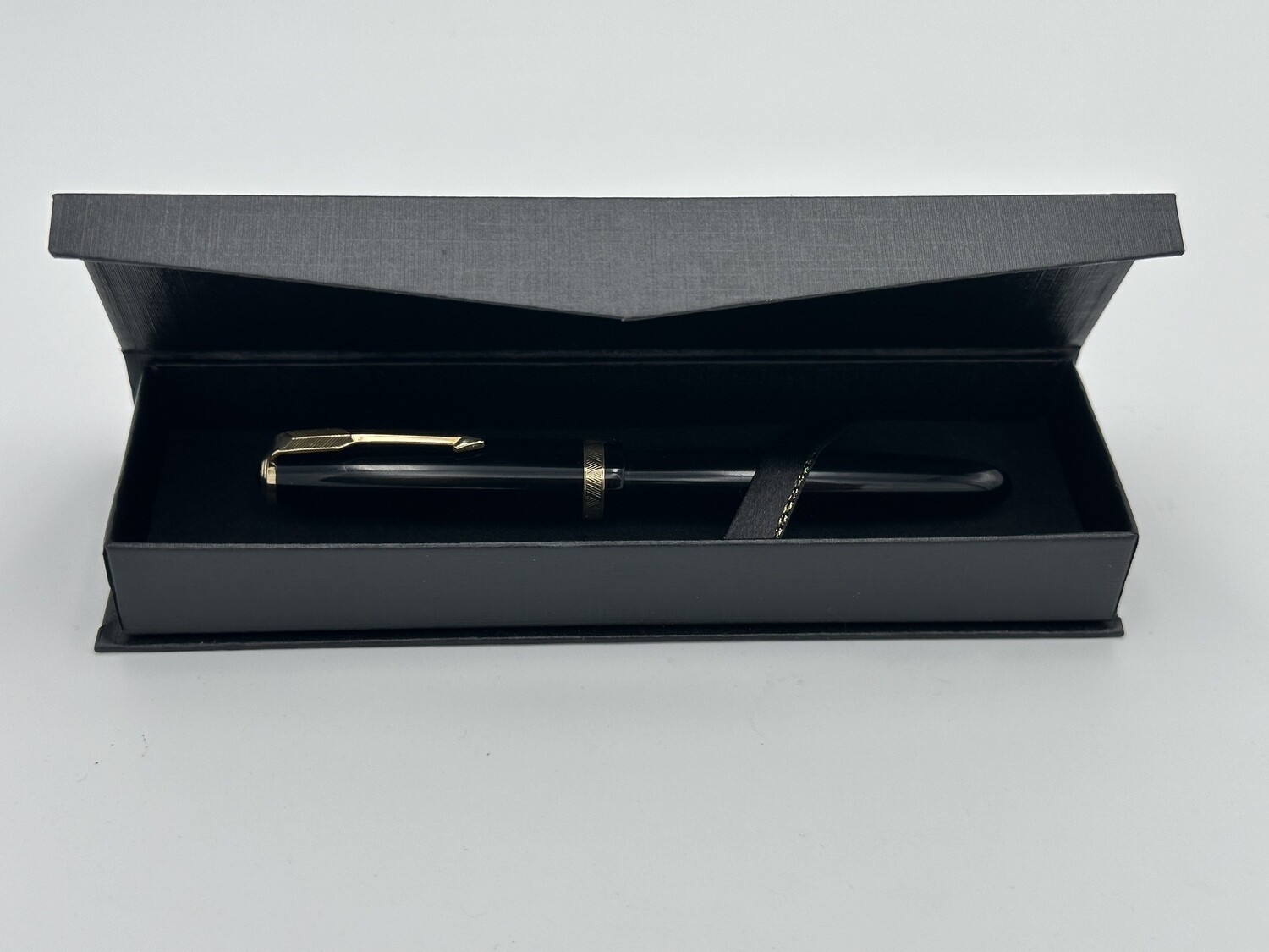 Parker Duofold slimfold noir stylo plume