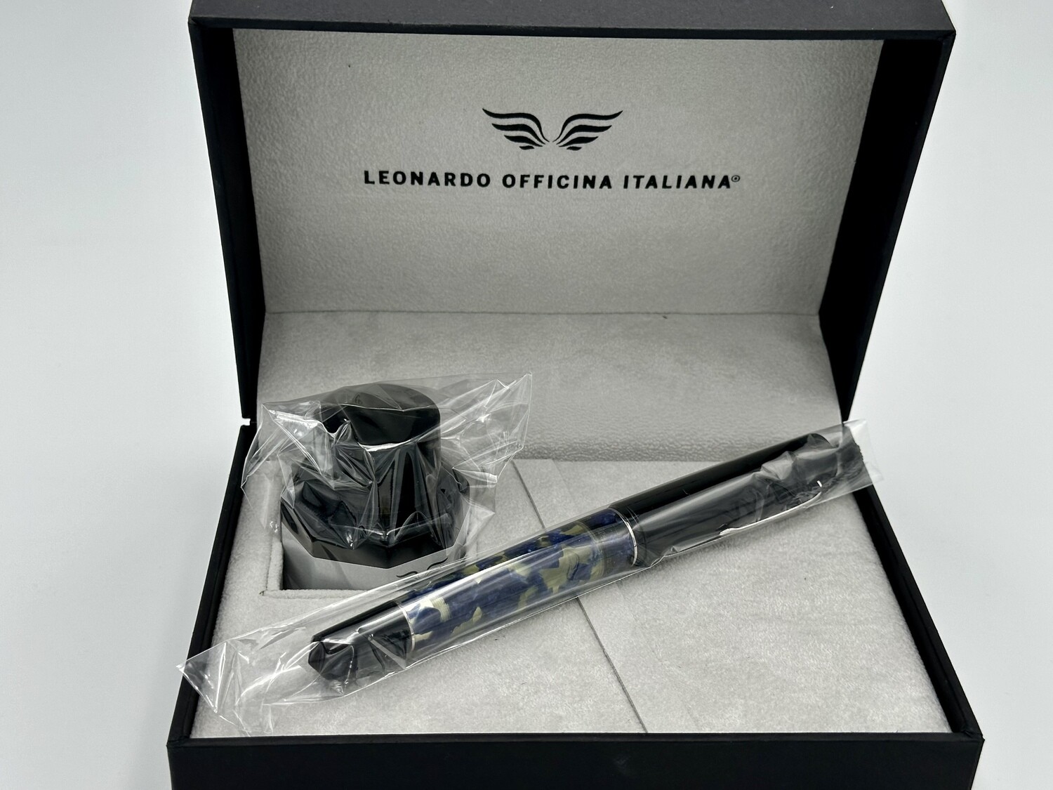 Leonardo coffret édition spéciale stylo plume et encre