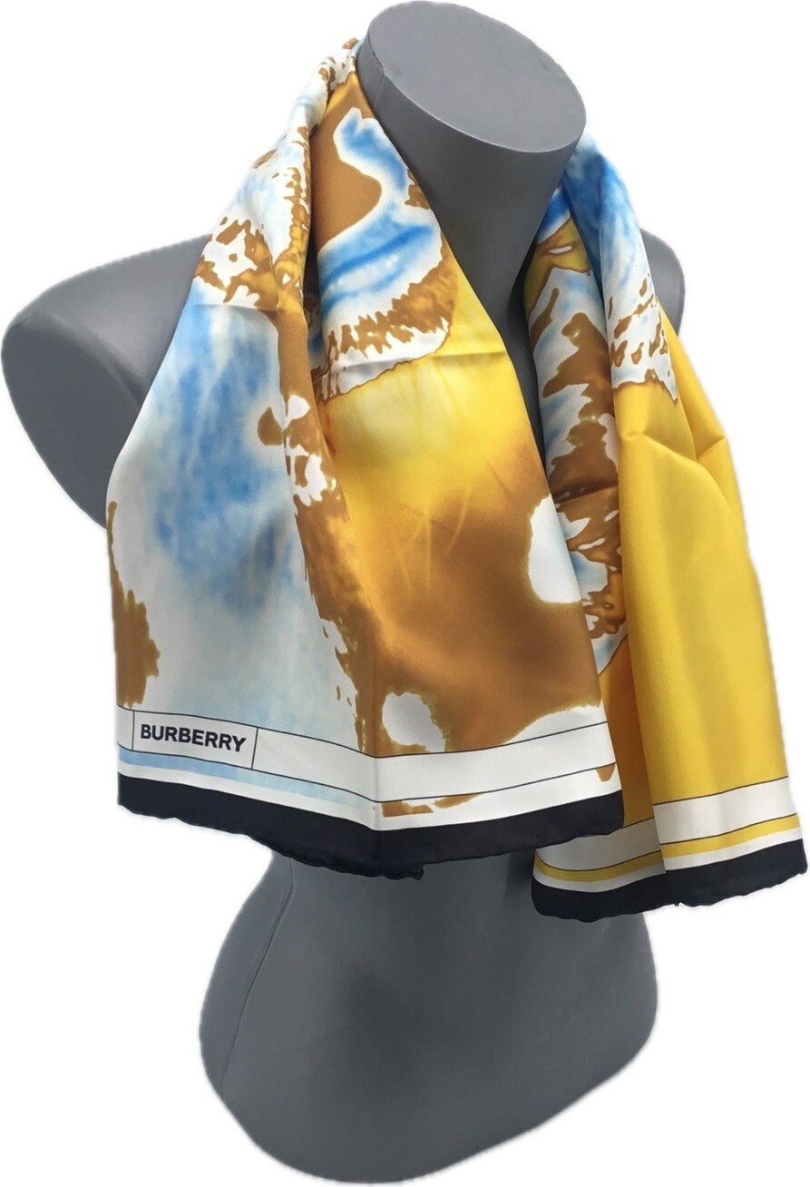 Burberry  écharpe en soie Bambi 90x90