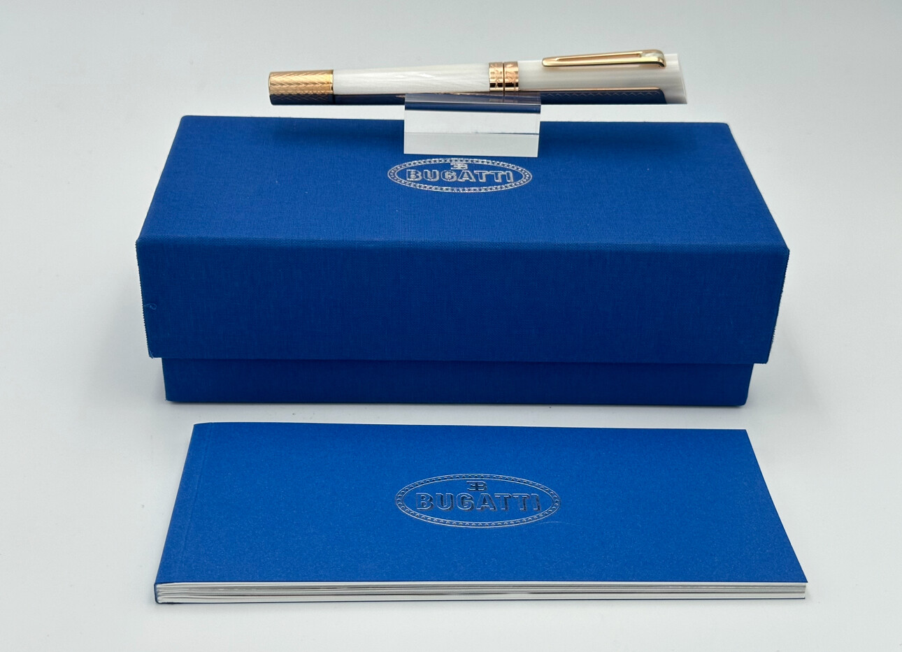 Montegrappa édition limitée Bugatti pur sang Dt RG Pearl stylo à bille