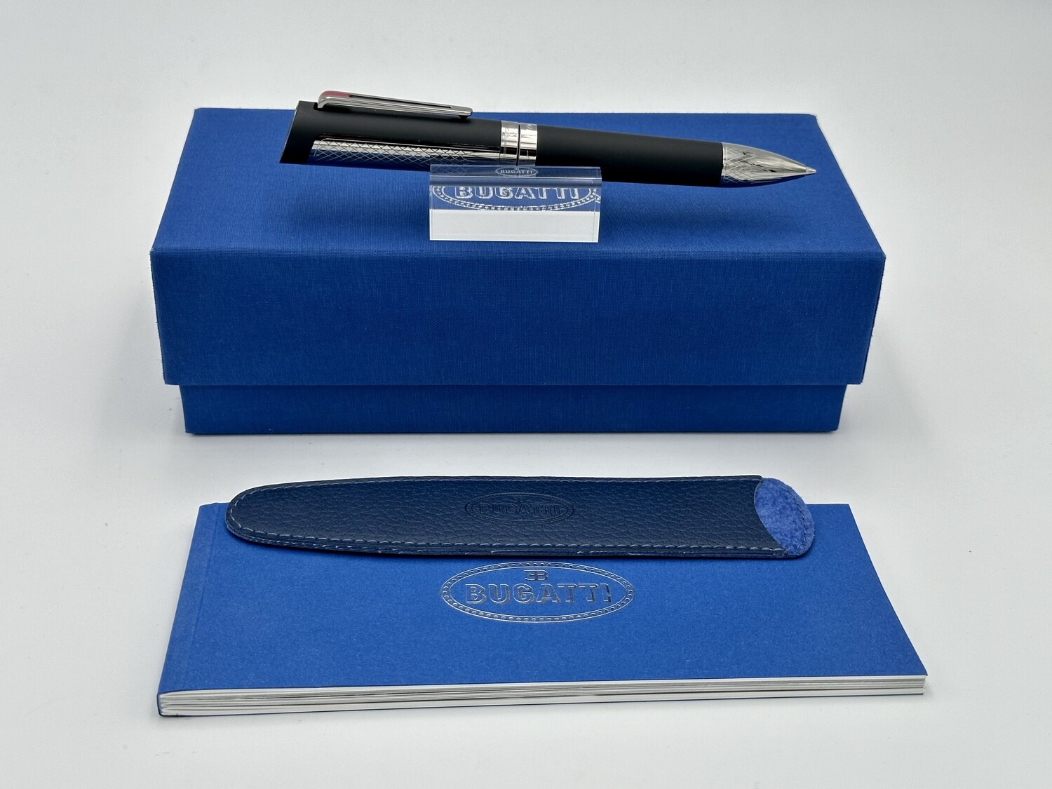 Montegrappa édition limitée Bugatti pur sang DT Black  stylo à bille
