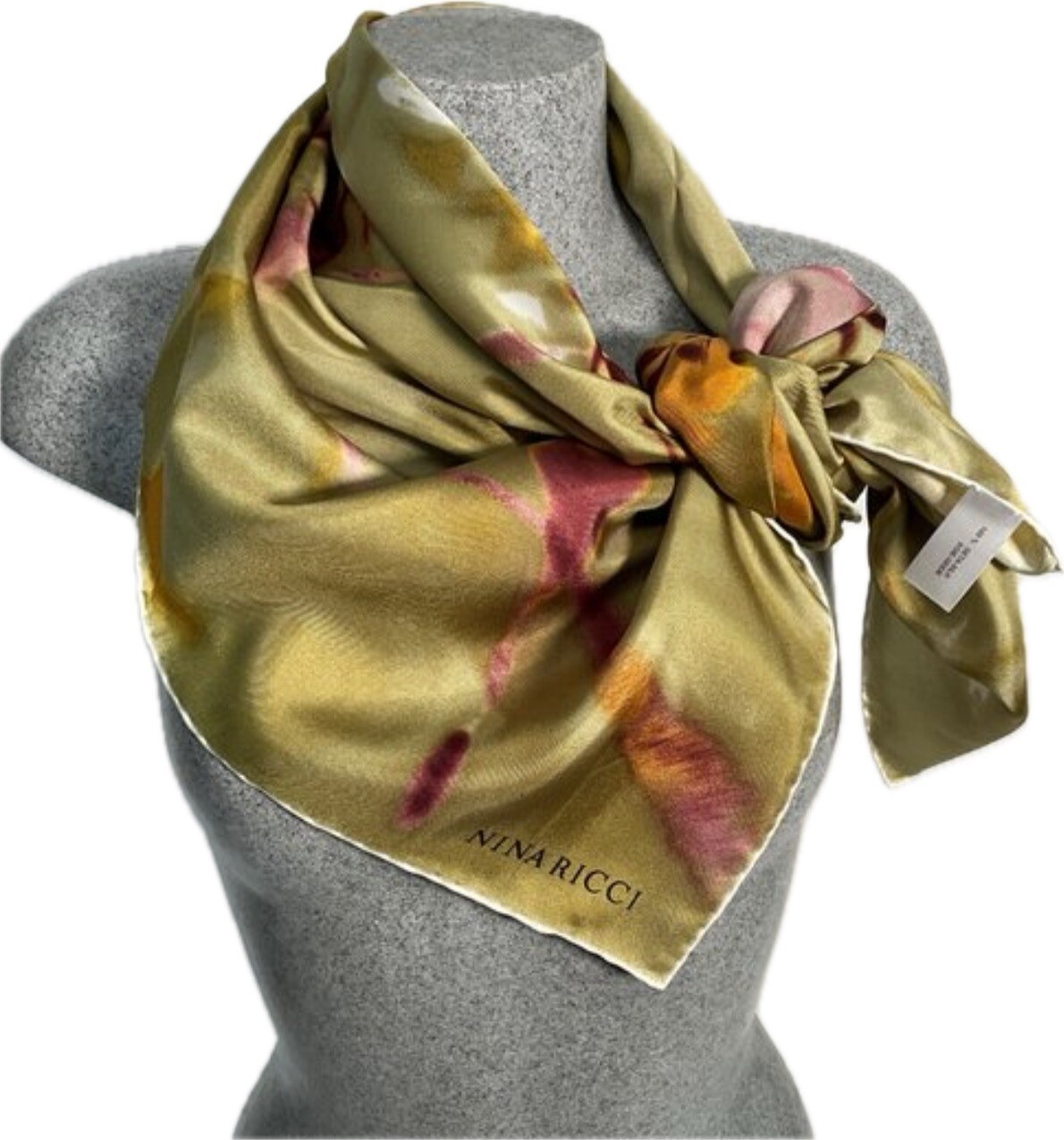 Nina Ricci  écharpe en soie  62x176
