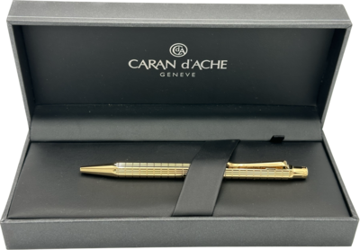 Caran d’Ache Ecridor lights doré