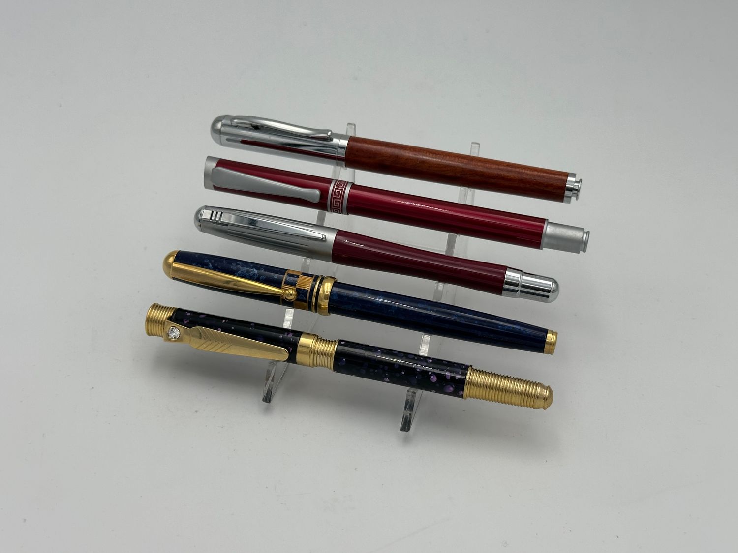 Lot de 5 stylos plume