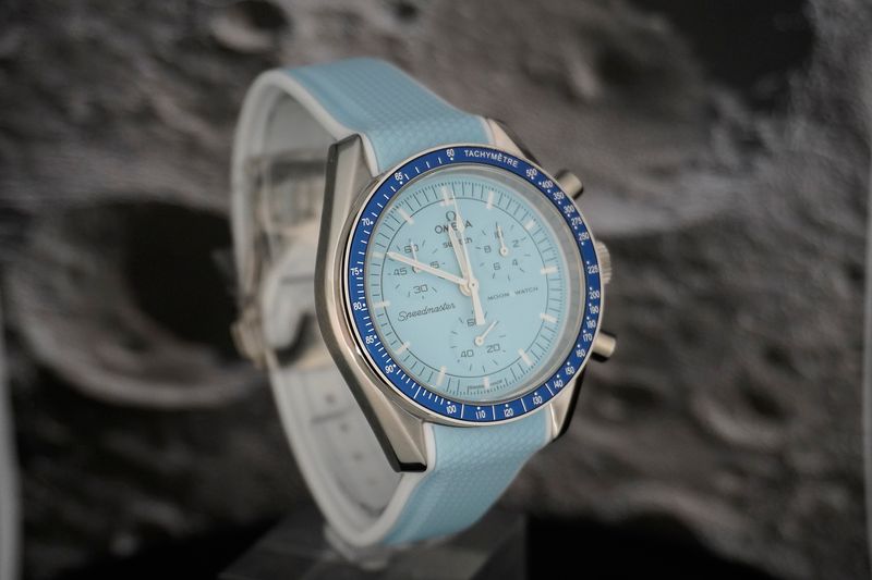 Uranus SS with Silicone Strap