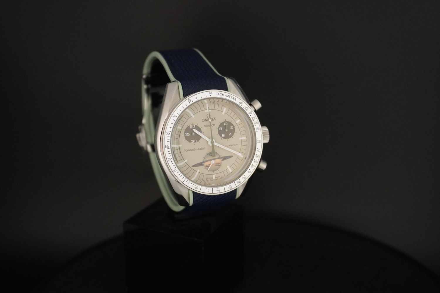 Saturn SS with Silicone Strap