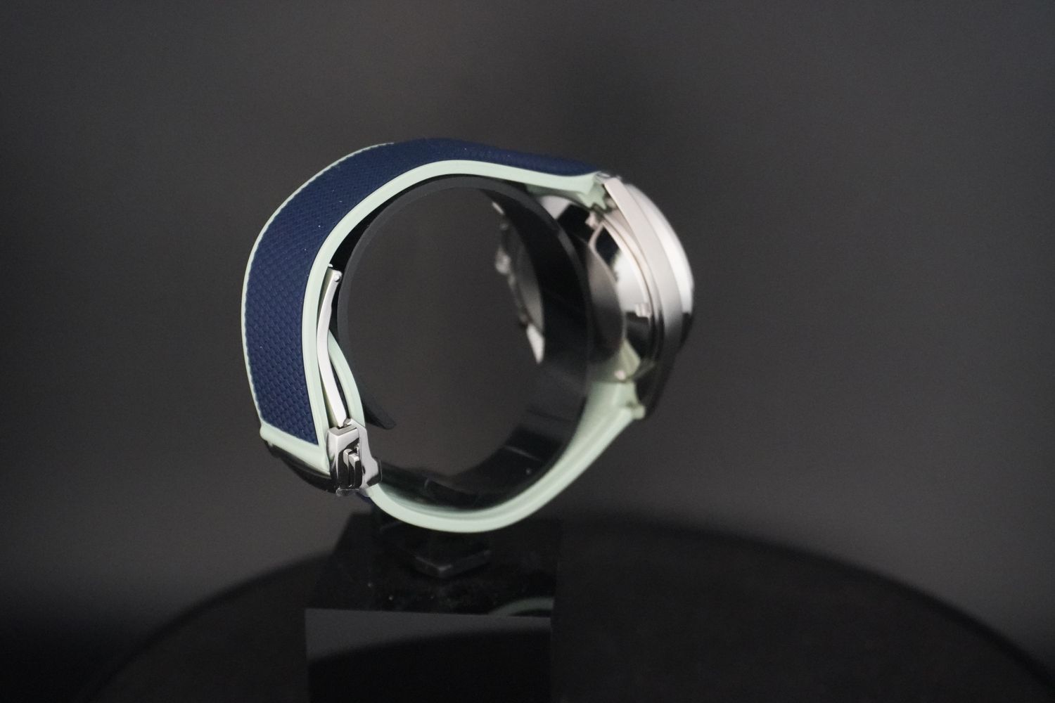Saturn SS with Silicone Strap