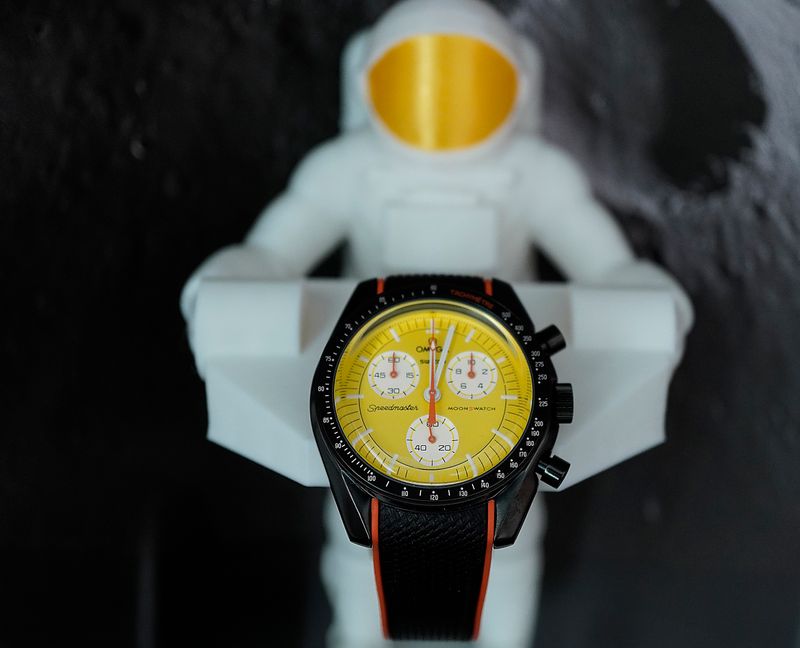 Sun Black SS with Silicone Strap