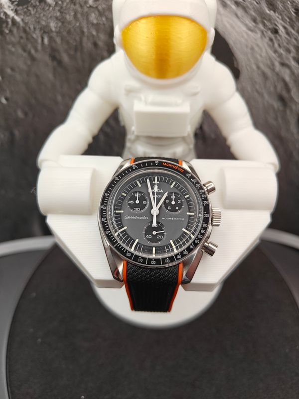 Mercury SS with Silicone Strap