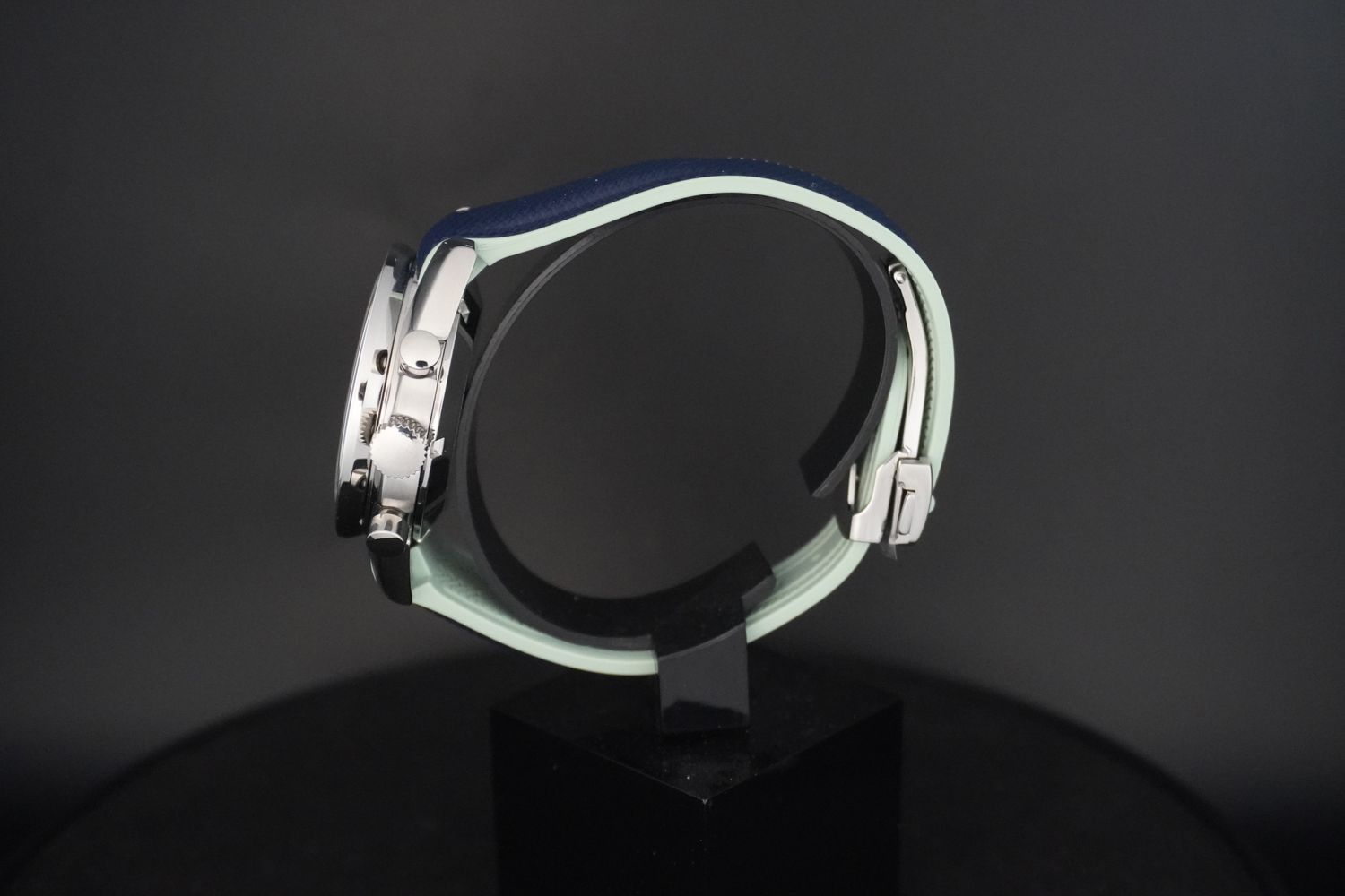 Saturn SS with Silicone Strap