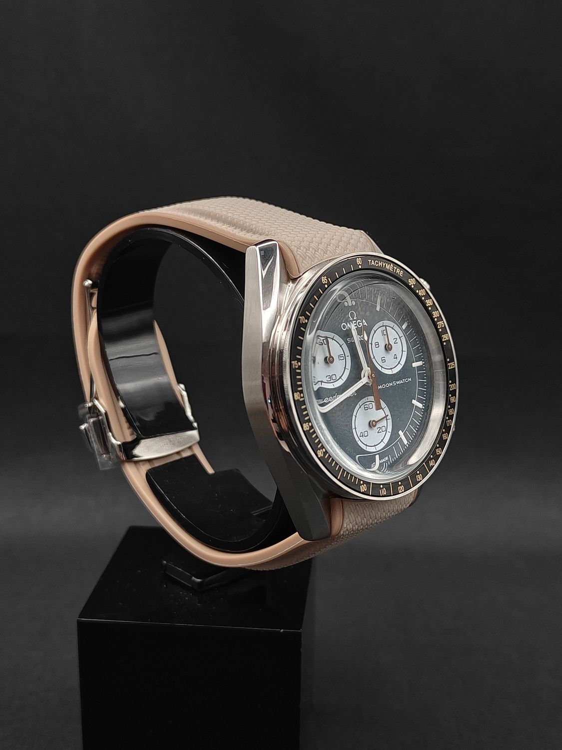 Earth SS with Silicone Strap