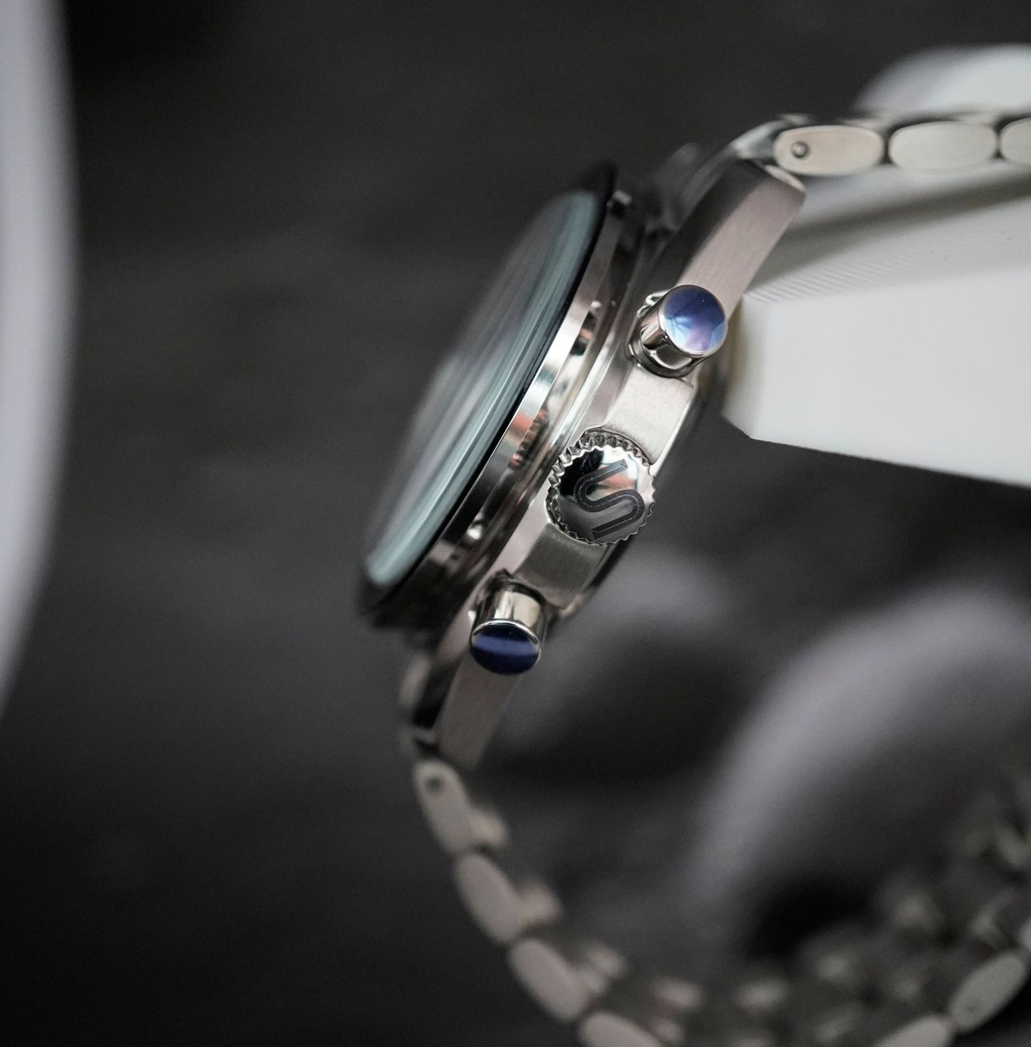 MoonPhase Snoopy SS with SS Bracelet Engrave "S" Crown