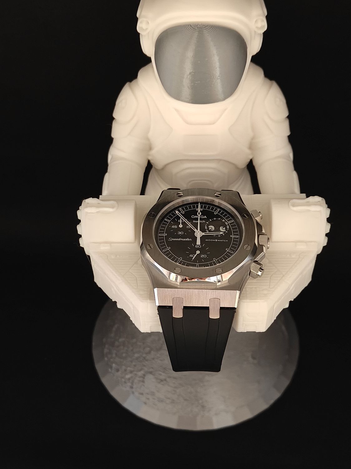 AP Royal Oak Snoopy Black Strap