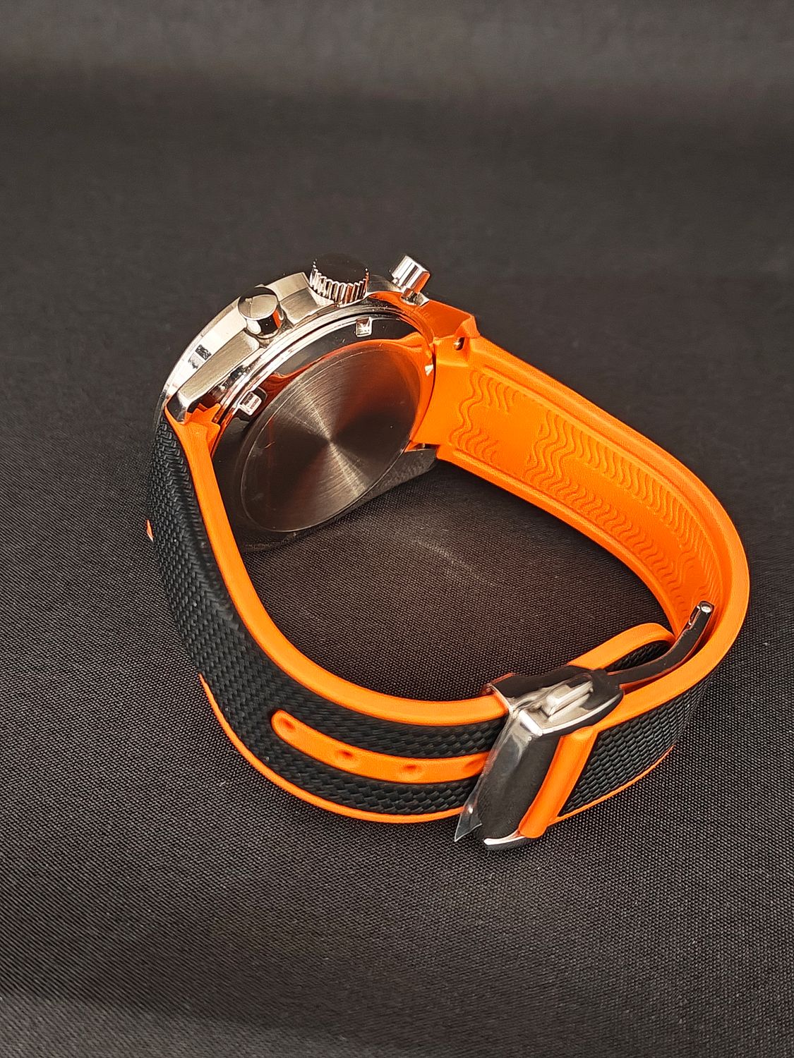 EarthPhase SS with Silicone Strap