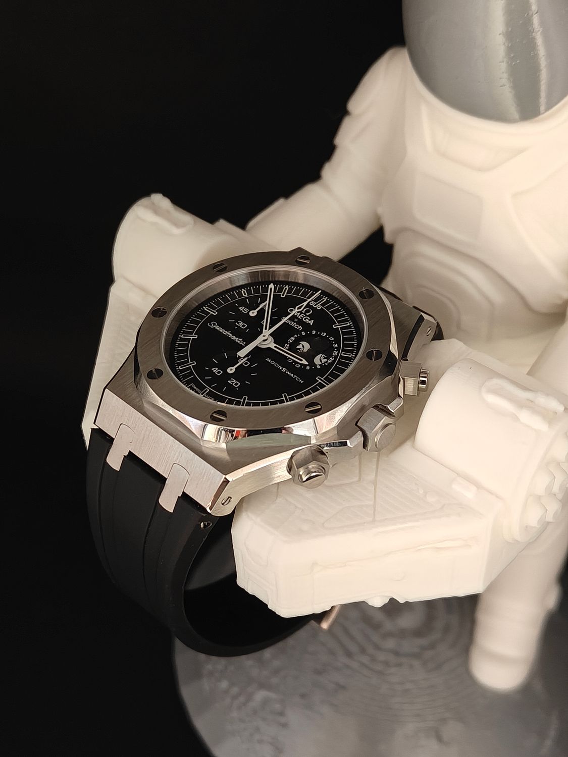 AP Royal Oak Snoopy Black Strap plus SS Bracelet