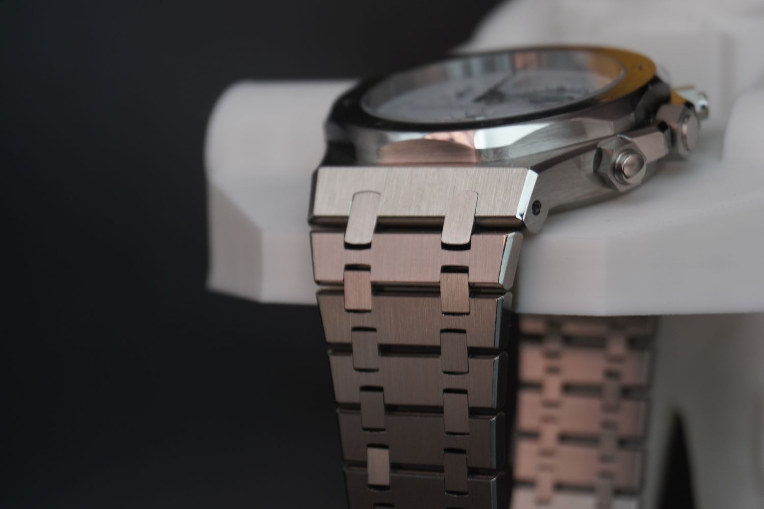 AP Royal Oak Snoopy Black Strap plus SS Bracelet
