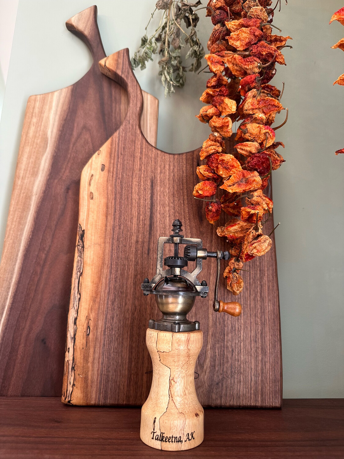 Vintage Style Pepper Mill