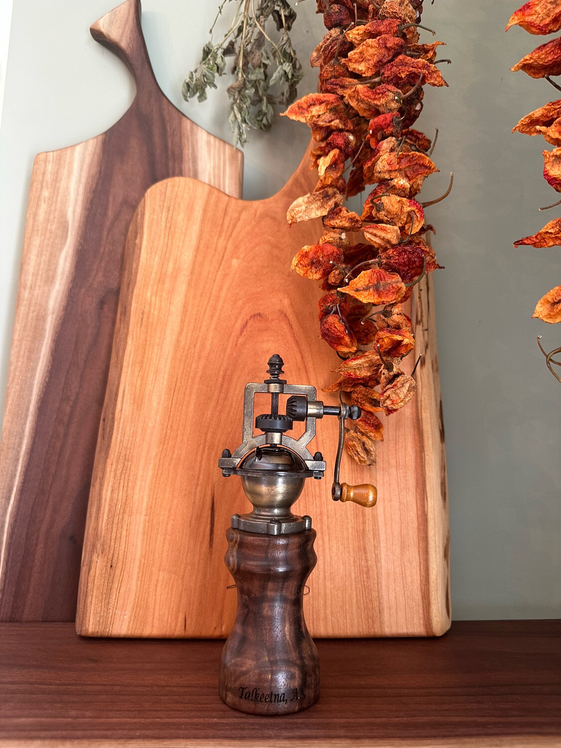 Vintage Style Pepper Mill