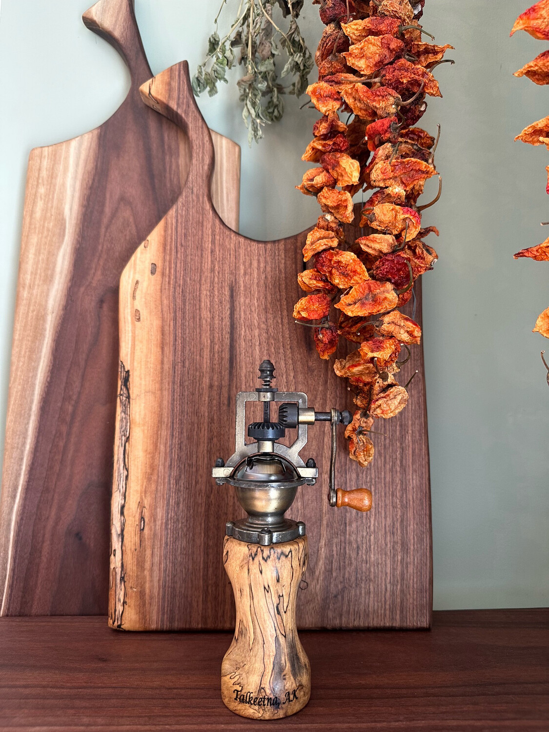 Vintage Style Pepper Mill