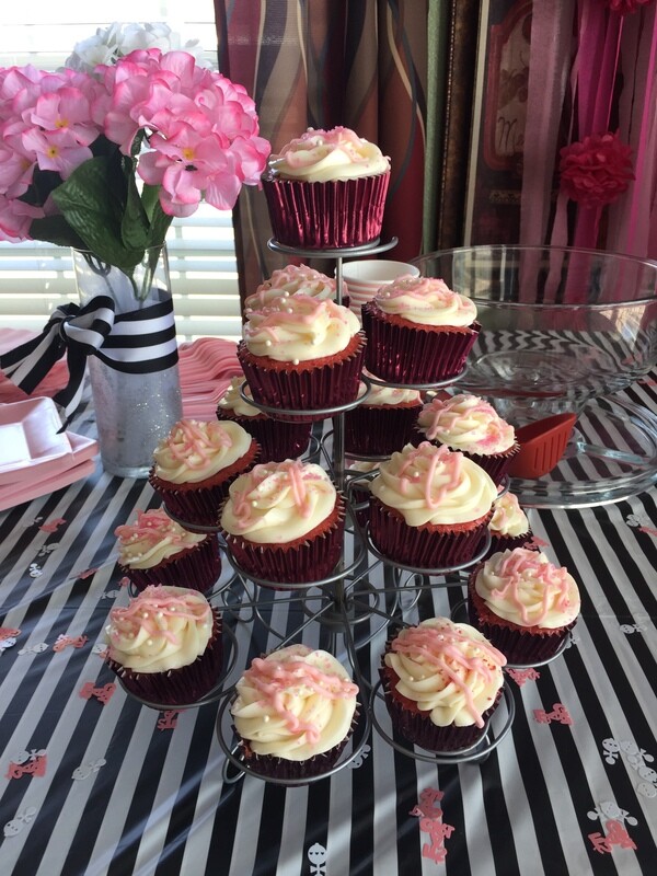 Cupcakes (Customizable)
