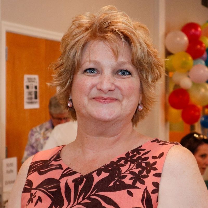 The Secret Heiress & the Gilded Age Legacy: The Enigma of Huguette Clark - 1" Scale