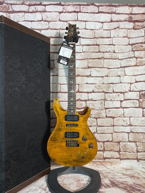 PRS Modern Eagle V Wood Library Yellow Tiger Natural Back