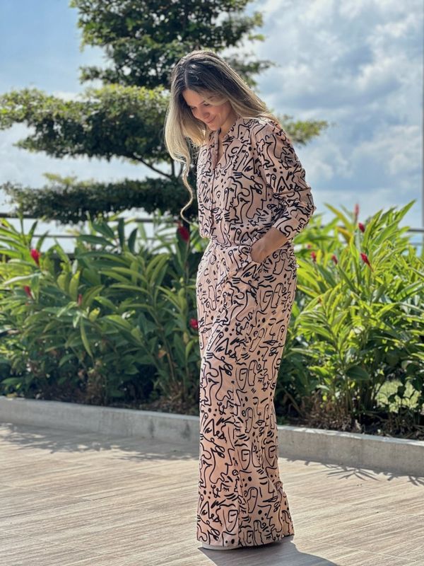 Conjunto Faces Beige