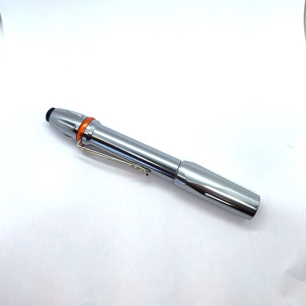 Black UV Light Pen Style