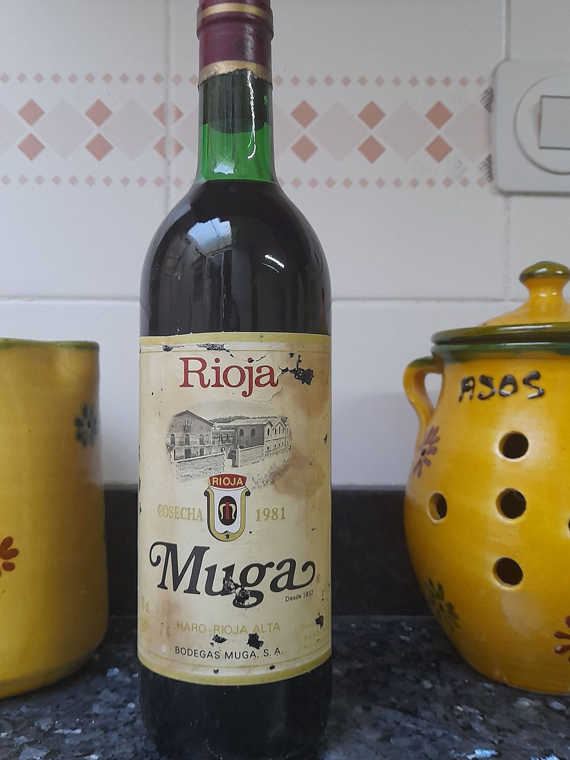 Muga  millésime 1981   Vin pour Collection