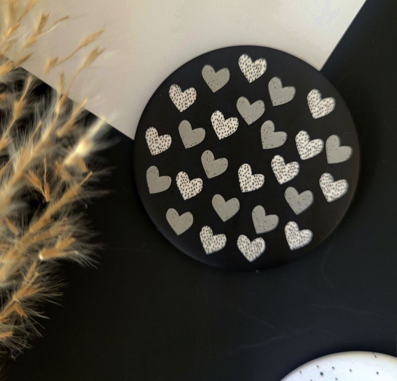 Großer Magnet für Pinnwand oder Kühlschrank mit Herzen Großer Magnet für Pinnwand oder Kühlschrank mit Herzen