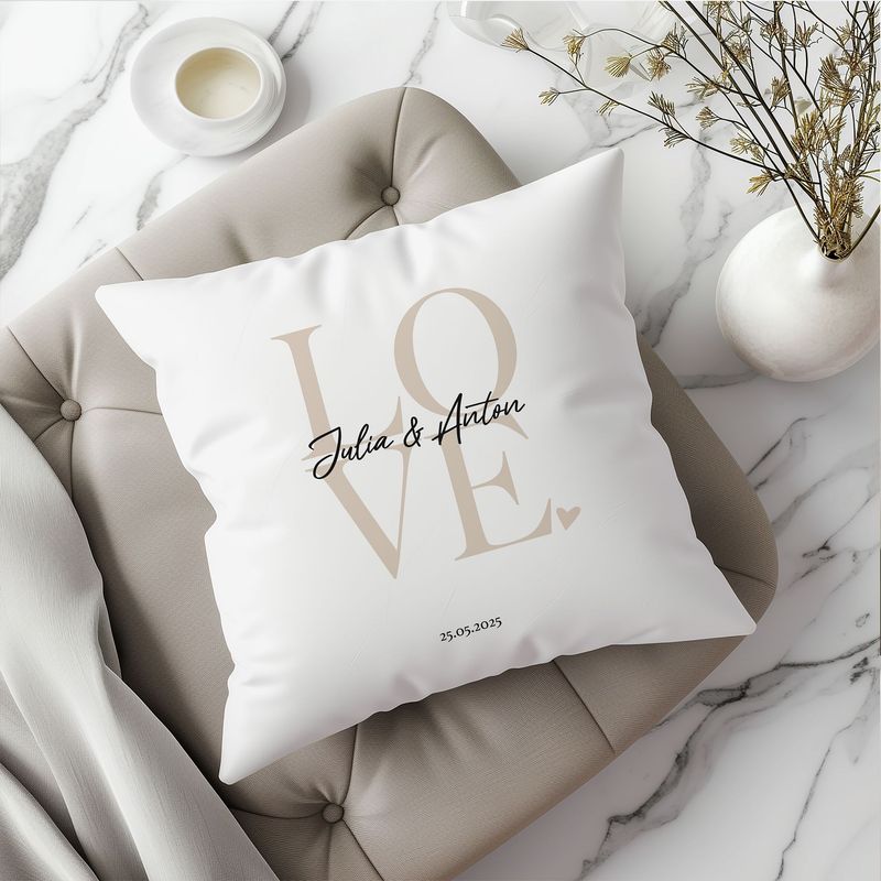 Personalisierbares Kissen mit Namen und Hochzeitsdatum Personalisierbares Kissen mit Namen und Hochzeitsdatum