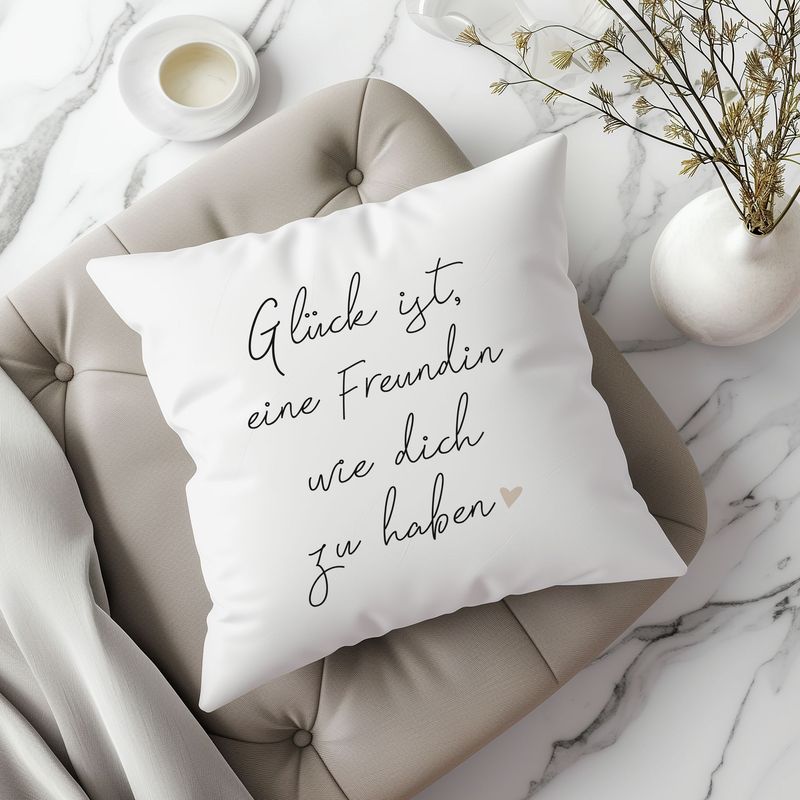 Personalisierbares Kissen Personalisierbares Kissen "Glück ist, eine Freundin wie dich zu haben"