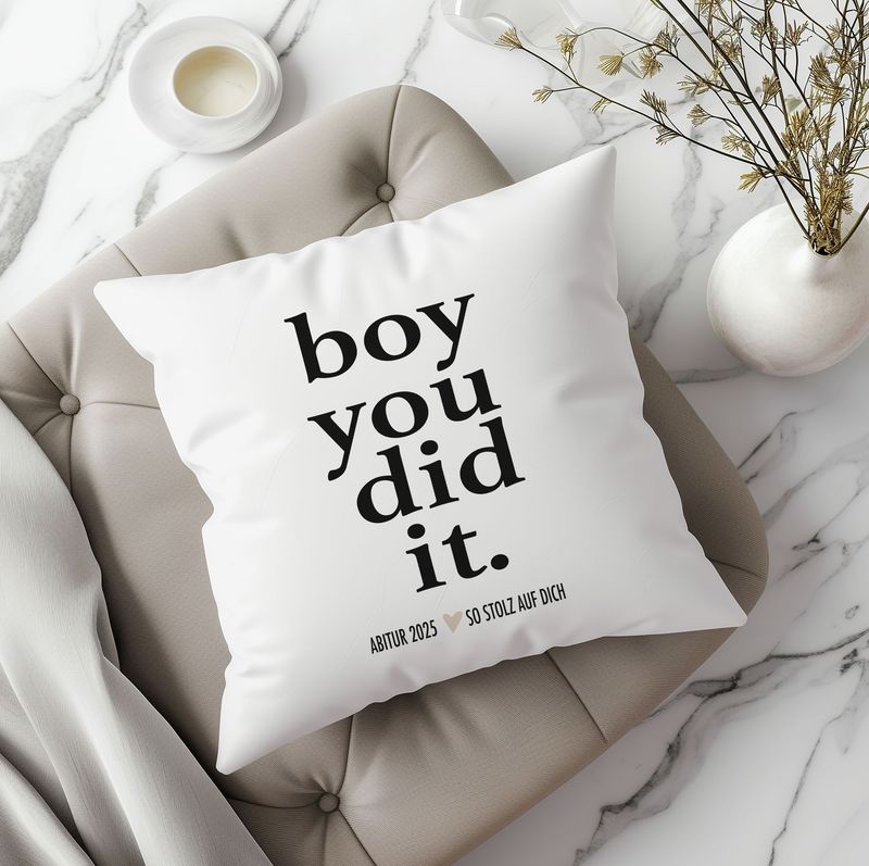 Kissen Kissen "boy you did it"