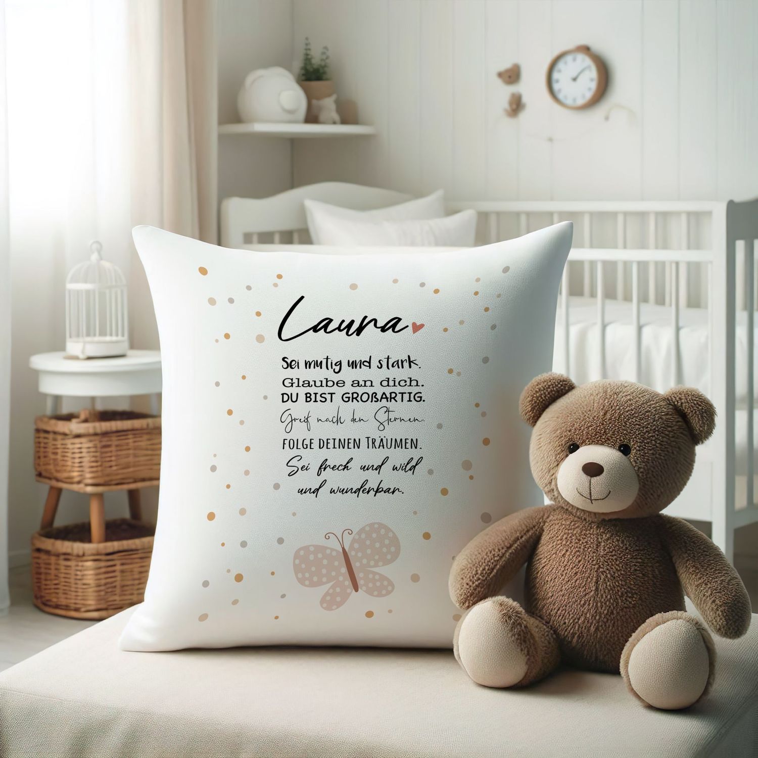 Kissen Schmetterling mit Name und Spruch