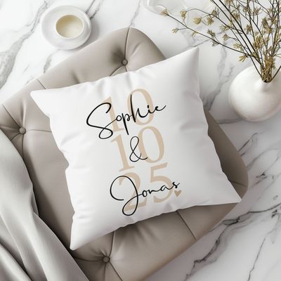 Personalisierbares Kissen mit Namen und Hochzeitsdatum Personalisierbares Kissen mit Namen und Hochzeitsdatum