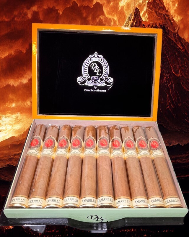 DBL Amarillo Robusto